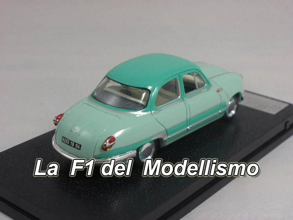Vitesse Panhard Dyna Z12 Grand Standing Light - Dark Green 1957 1/43 23594 - Image 3 of 4