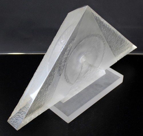 James Nani Untitled Contemporary Pyramid Lucite Sculpture  - Bild 9 von 9