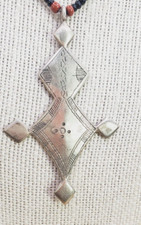 Handcrafted African Tuareg Tribal Amulet Necklace w/Black  Silver Beads 3 1/16"