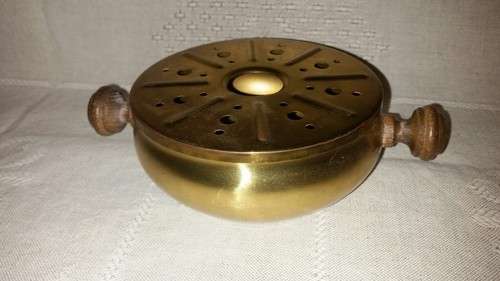 Vintage  Rechaud Stövchen MESSING mit 2 rustikalen Holz-Griffen Ø  ca. 13 cm - Bild 1 von 7