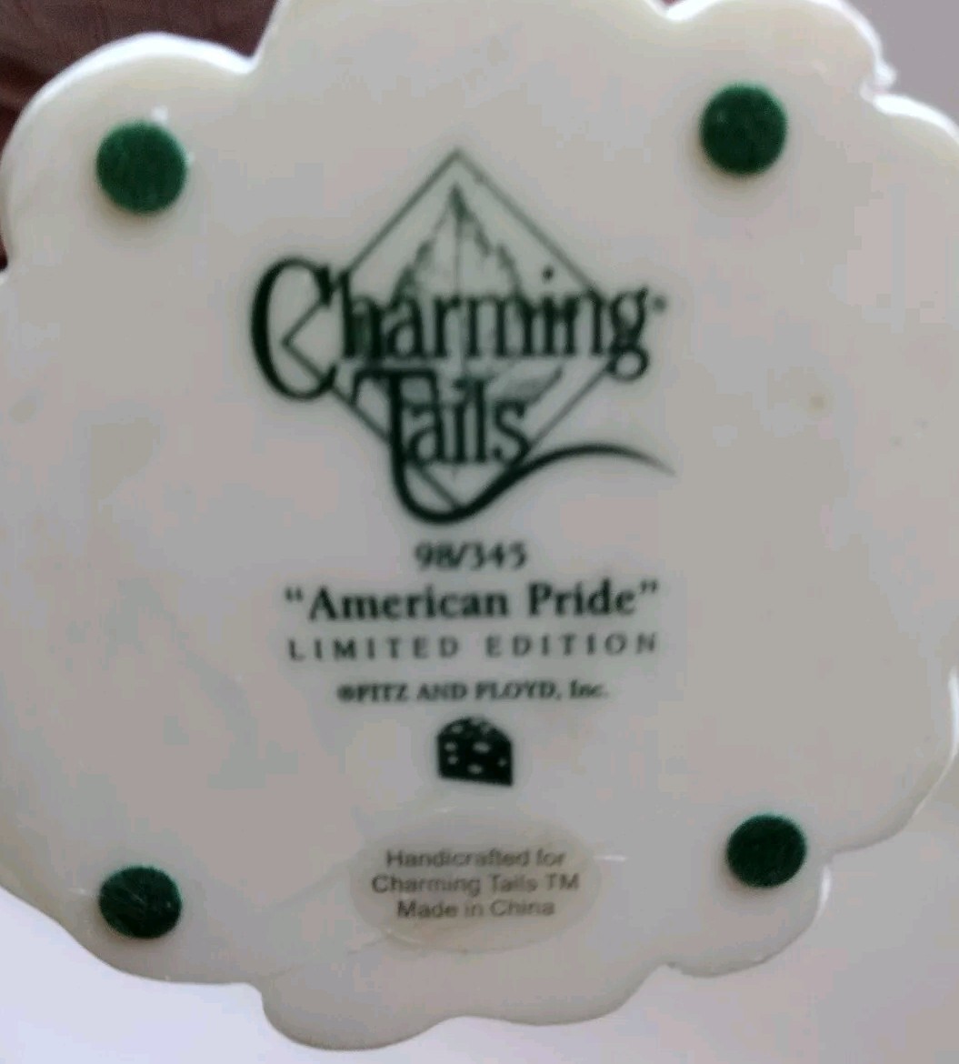 【中古】 Charms ＆ Knots Griffiths Charming Tails 