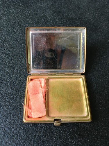Antik 1930er Jahre Petit Point Make-up kompakt Spiegel Blumen Messing Sehr guter Zustand - Bild 3 von 4