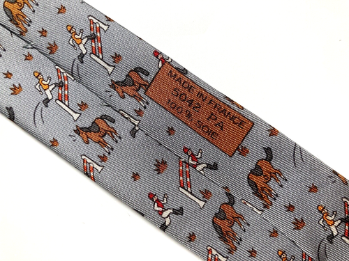 HERMES VINTAGE JOCKEY SALTANDO SOBRE OBSTÁCULOS Y CORBATA DE CABALLO SORPRENDIDA GRIS DE GAMA ALTA - Imagen 14 de 21