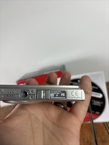 Casio EX-ZS10 EXILIM Compact Digital Camera 14.1MP 5x Zoom Silver W/Box - Picture 6 of 10