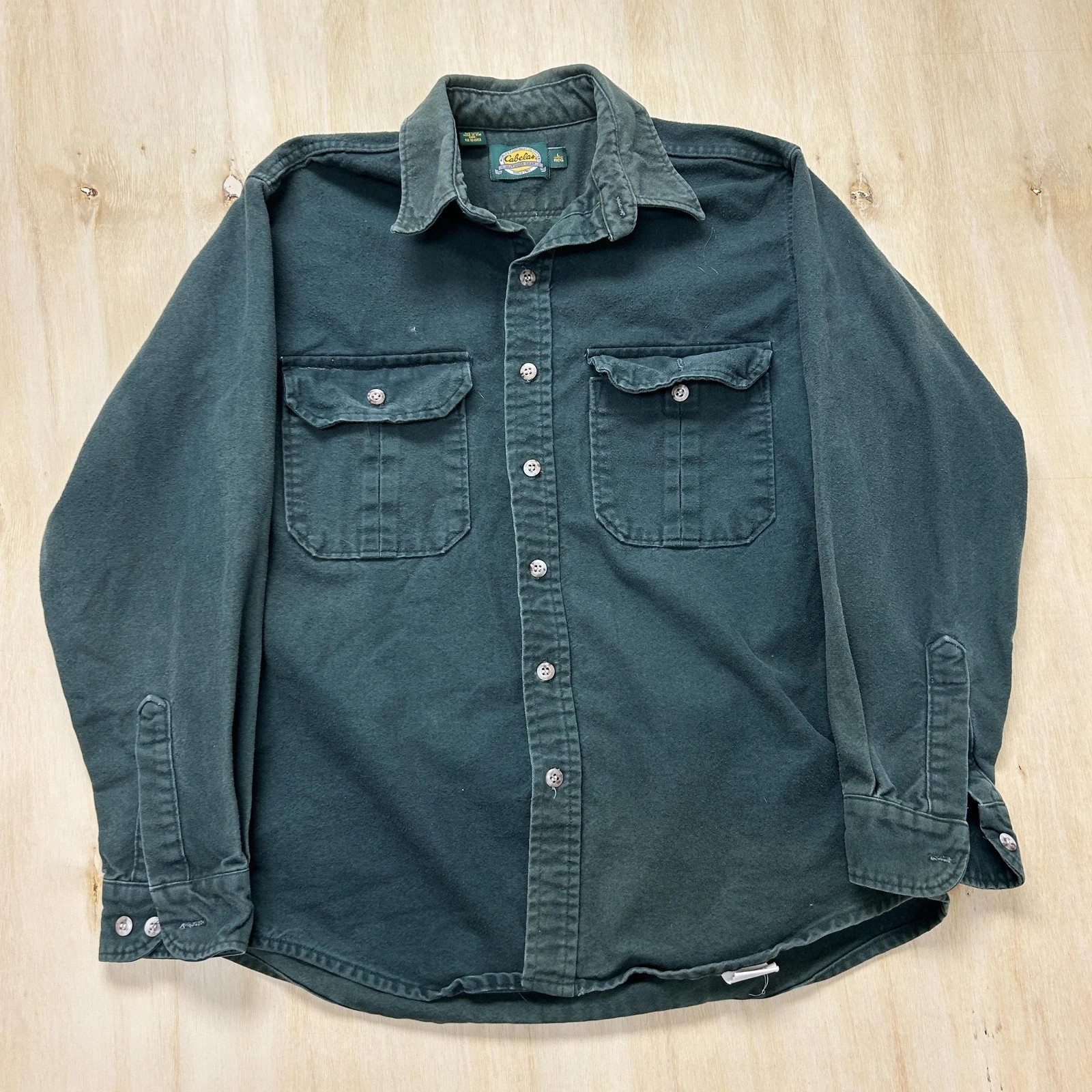 Cabela's Outdoor Shirt Mens Large Green Twill Long Sleeve Button Up Made USA
Opens in a new window o