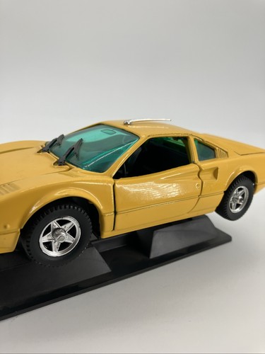 Polistil 1/25 Ferrari 308 GTB Yellow S.214 Diecast Scale Model Car READ SEAT DMG - Picture 6 of 9