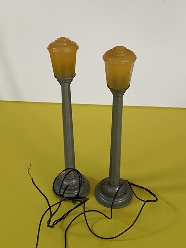 Vintage 2 Marx no 074 Boulevard Lamp Post Railroad Train Toy O Gauge with Boxes* - Picture 3 of 4