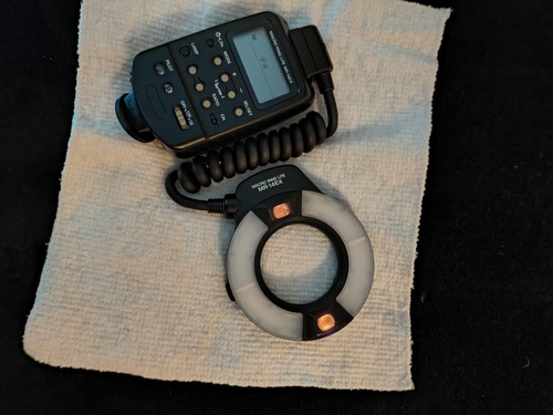 Canon MR-14EX Macro Ring Lite Flash light TTL for EOS EF Japan - Picture 1 of 7