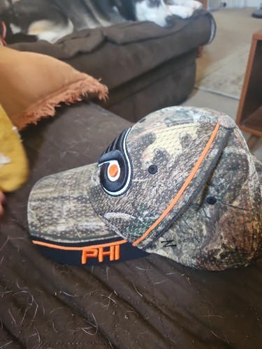 Men’s Zephyr NHL Philadelphia Flyers Camo Military Fitted Hat XL - Picture 2 of 6