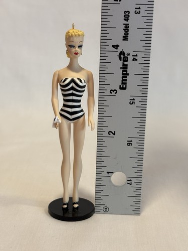 Hallmark Keepsake Debut 1959 Barbie Ornament Collectors Series 1994 1st Edition - Picture 3 of 7