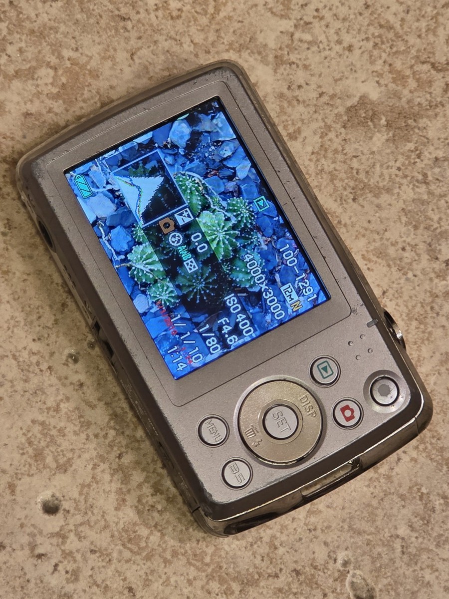 【美品】CASIO EXILIM EX-Z35 シルバー (動作確認済) Casio Exilim EX-Z35 Detailed Specs