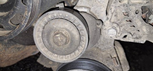 030145299 Spannrolle Zahnriemen Steuerriemen (Riemenspanner)  Vol DE2566561-18