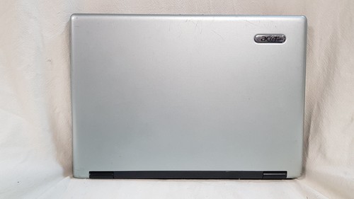 Acer travelmate 3220 14" Laptop Intel Pentium M 512MB 100GB, NO OS - Picture 9 of 17