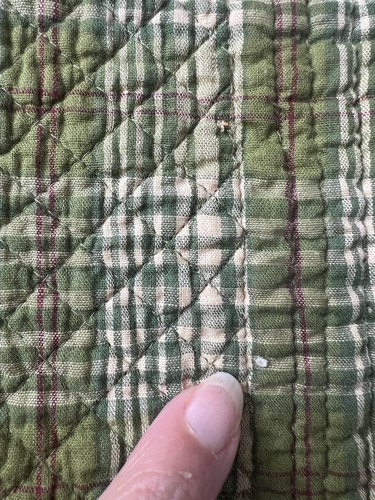 C & F April Cornell Christmas Holly Quilted Reversible Lot 4 Placemats + 1 READ - Picture 24 of 24