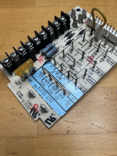 Placa de circuito de control de fácil selección Carrier Bryant Payne HK61EA005 - Imagen 3 de 4