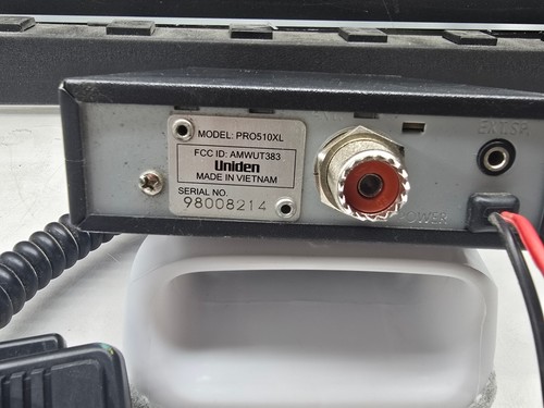 Uniden PRO510XL 40-Channel 4-Watt Compact CB Radio W/ Mic - Afbeelding 4 van 4