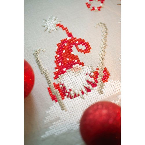 Hazlo tú mismo Vervaco Navidad Gnomos Esquí Elfos Estampado Mesa Corredor Kit - Imagen 2 de 4