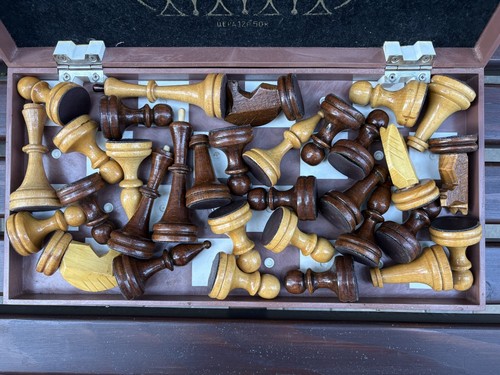 BIG USSR Tournament Wooden Chess set with BIG Plastic board. - Picture 3 of 24