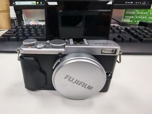 Fuji X70 | eBay