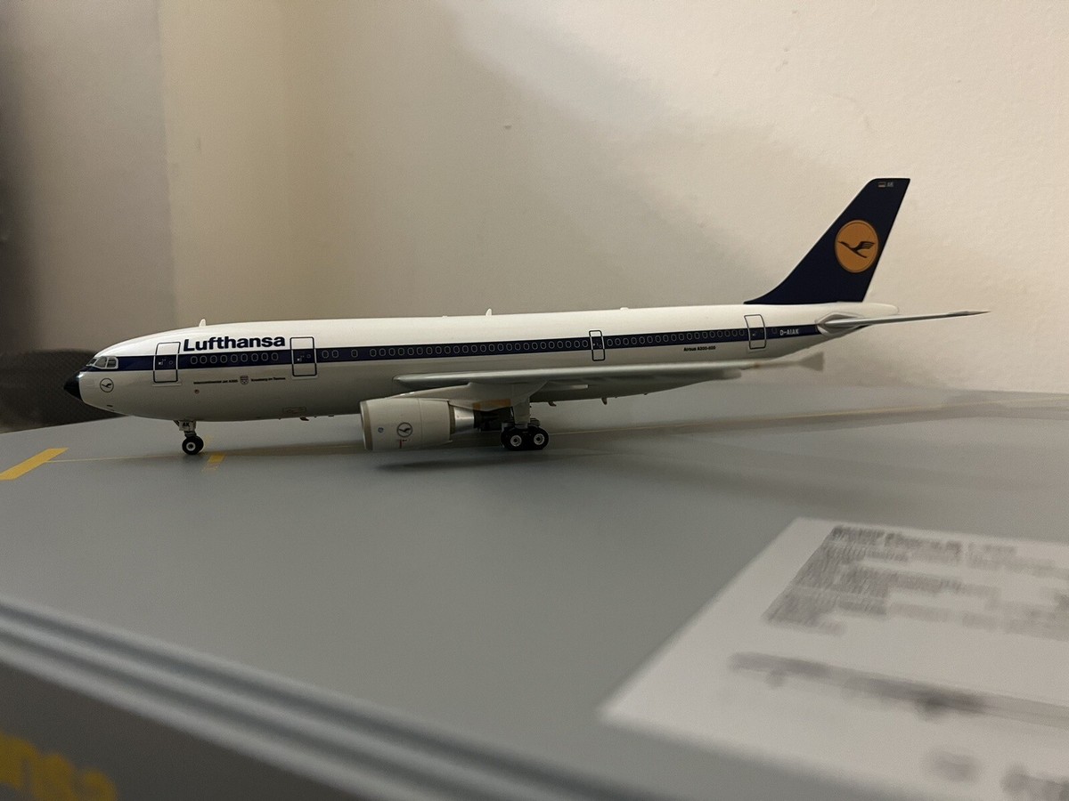 航空機・ヘリコプター herpa Lufthansa Airbus A319-100 1/200 herpa Lufthansa Airbus A319-100 1/200 - メルカリ
