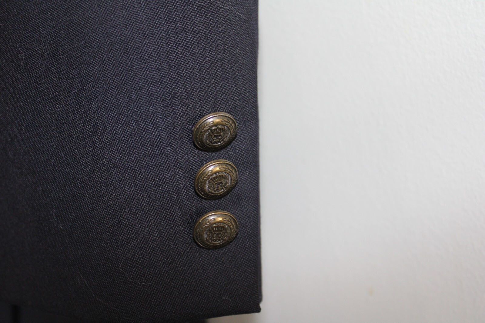 Picture 3 of 6