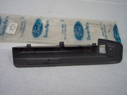 Reposabrazos original OE Ford - E9FZ5824144AAR - Imagen 3 de 5