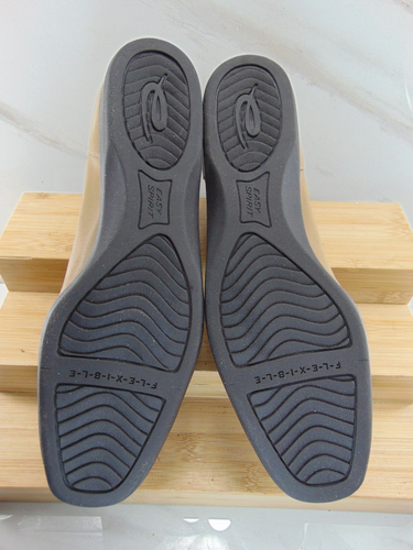 Easy Spirit ESTreasure TAN LEATHER Slip On Loafer Anti-Gravity 9 WIDE NEW IN BOX - Picture 5 of 7