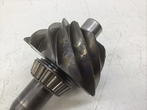 OEM FORD 9" IN. RING AND PINION GEAR SET 3.50 RATIO D2TW-4210-A / C2AW-4610-L - Picture 9 of 13