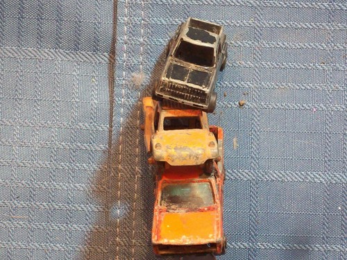 TOY CARS LOT 3 ORANGE DATSUM PICKUP ZYLMEX P319; BAJA RUN; BLACK CHEVY STEP SIDE - Picture 9 of 12