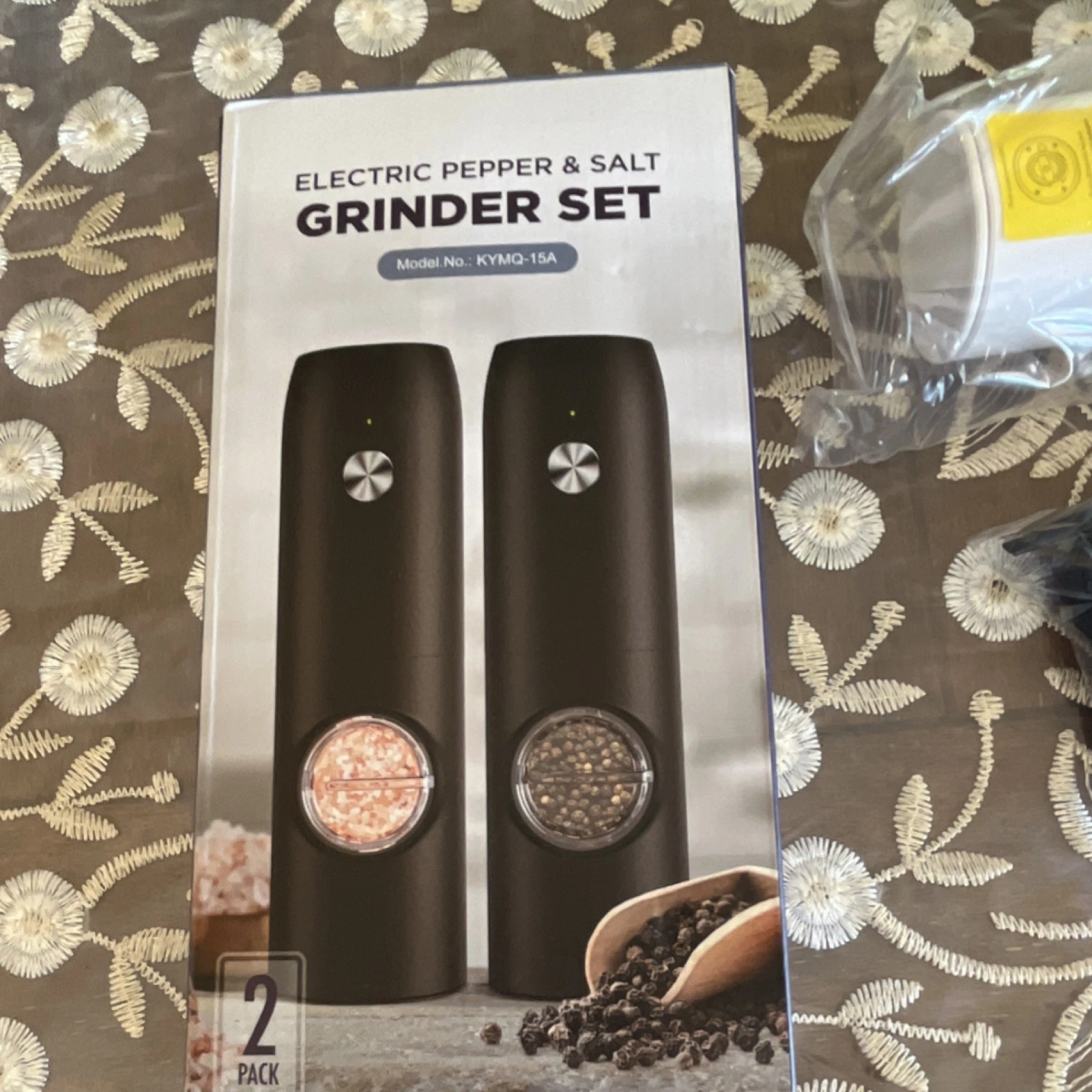KYMQ-15A Electric Pepper & Salt Grinder Set, Adjustable, USB, Black White