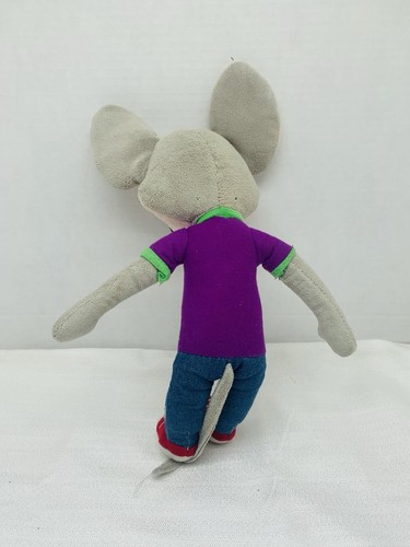 Chuck E Cheese Peluche Animal Gris Ratón 12” Muñeca 2022 Camisa Jeans Púrpura - Imagen 3 de 7