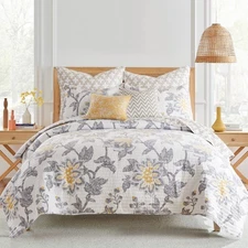 - Reverie Quilt Set - Full/Queen Quilt + Standard Pillow Shams - Floral - Yel...