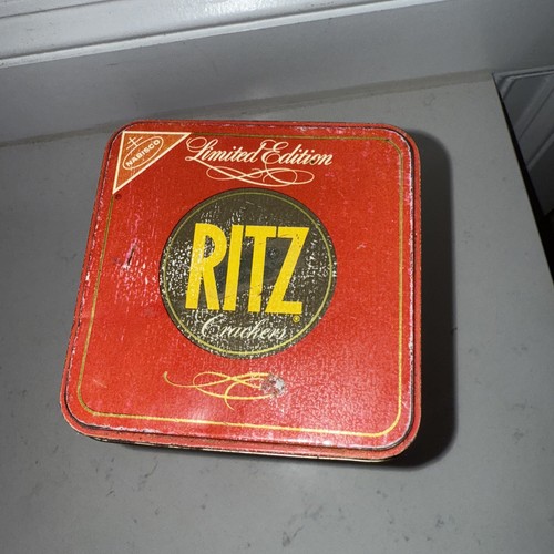Vintage RITZ Crackers Limited Edition 16 oz Size Tin With Lid 1986 - Picture 5 of 8