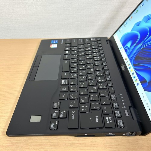 Fujitsu LIFEBOOK U9311/F | Intel Core i5-1145G7 | 16GB RAM | 256GB SSD | Win11 - Picture 2 of 16