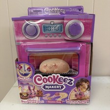 Cookeez Makery Cinnamon Baked Treatz Oven Playset Interactive Plush Toy New