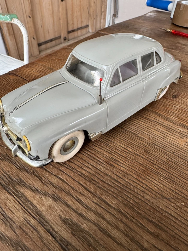 JOUET VOITURE GéGé SIMCA 9 ARONDE ELECTRIQUE 22 CM MADE IN FRANCE - Photo 3/4