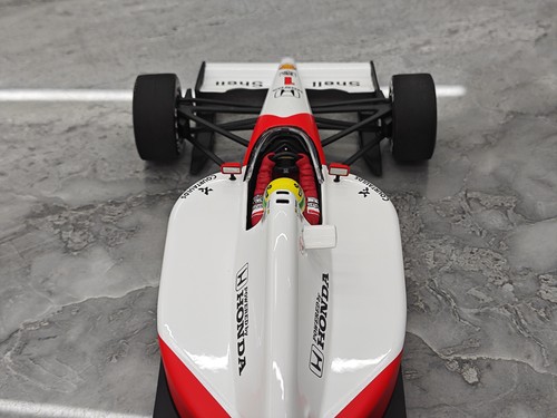 Minichamps 1:18 McLaren Honda MP4/6 Senna F11991 Mexico Station Racing Car Model - Picture 12 of 15