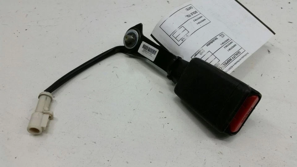 Cinturón de seguridad delantero Mazda 6 cierre hebilla pasajero derecho se adapta 09-13 OEM Foto 2 de 4