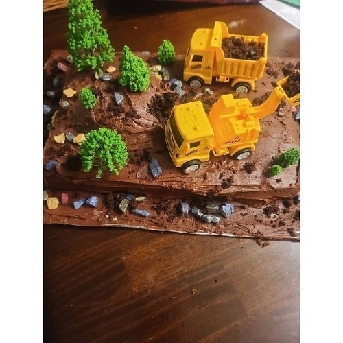 Set of 4 Small Construction Trucks Kids 3+ - Picture 9 of 9