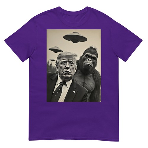 Lustiges Trumpf Bigfoot Selfie mit UFOs Weird Alien T-Shirt - Bild 5 von 17