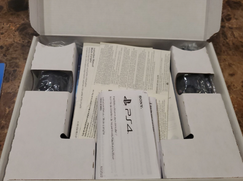 Sony PlayStation VR Marvel Iron Man Virtual Reality Headset Bundle PS4/PS5 Geöffnet - Bild 4 von 4