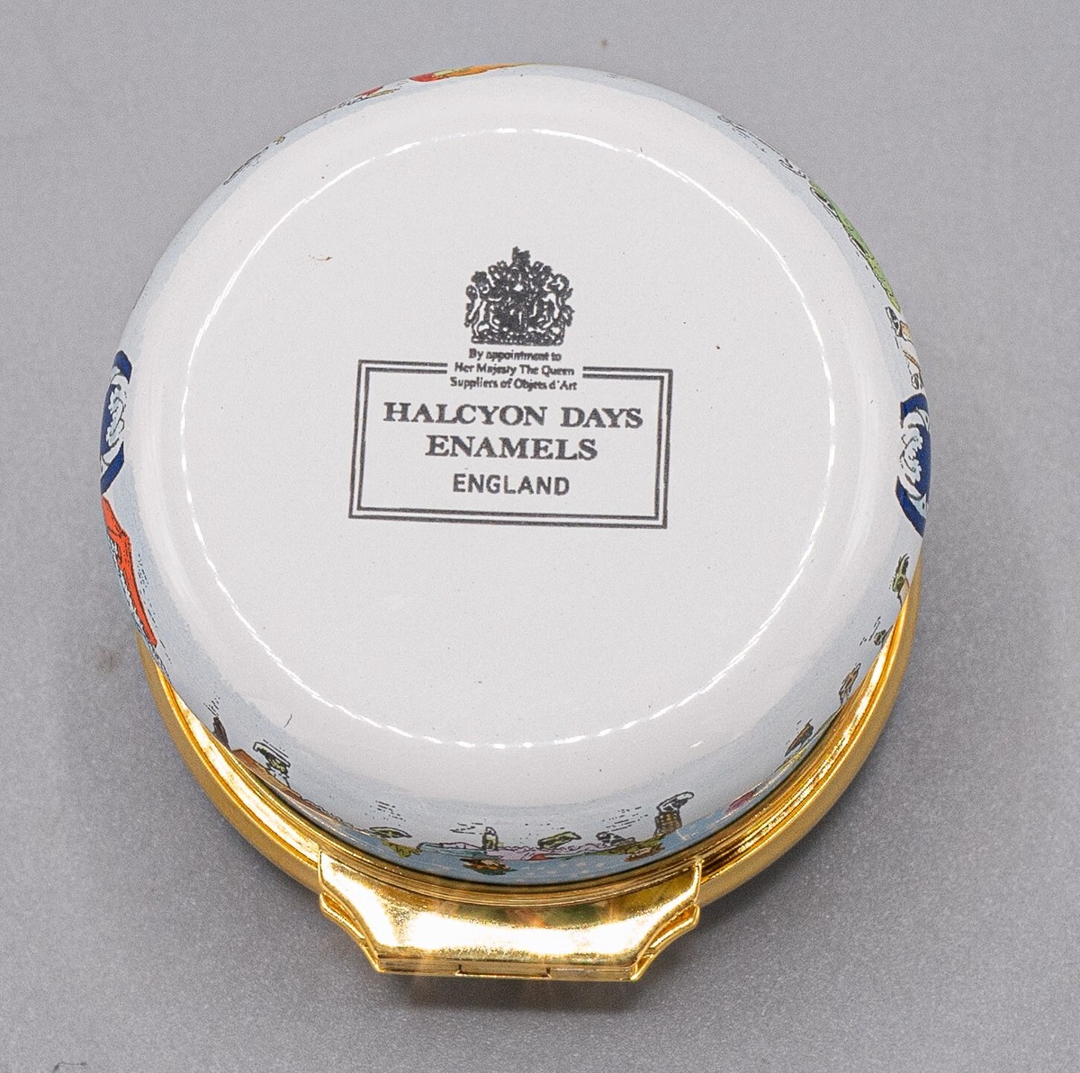 【お値引中】HALCYON DAYS ENAMELS 1980年クリスマス柄 お値引中】HALCYON DAYS ENAMELS 1980年クリスマス柄