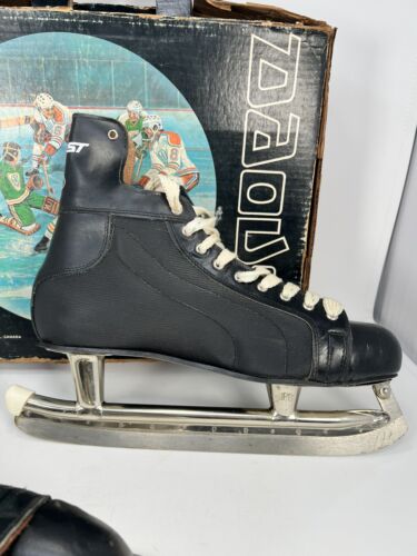 Patines de hockey vintage DAOUST TALLA 12 USADOS EN EXCELENTE ESTADO en caja original 015 12 cuero Canadá - Imagen 3 de 24