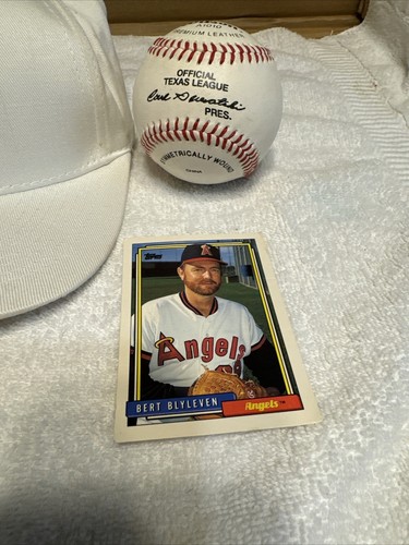 Vintage 1992 Bert Blyleven Autographed Midland Angels Cap With Other Collectible - Picture 4 of 15