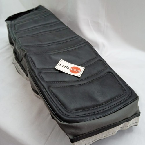 YAMAHA RXS RX Spesial RX100 RX115 Seat Cover 3HB-F470F-40 NOS GENUINE - Picture 3 of 11