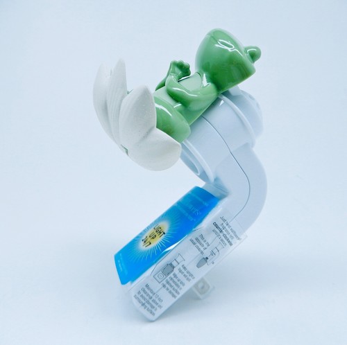 BATH & BODY WORKS WALLFLOWERS MEDITATING YOGA FROG FRAGRANCE NIGHTLIGHT PLUG NEW - Picture 18 of 18
