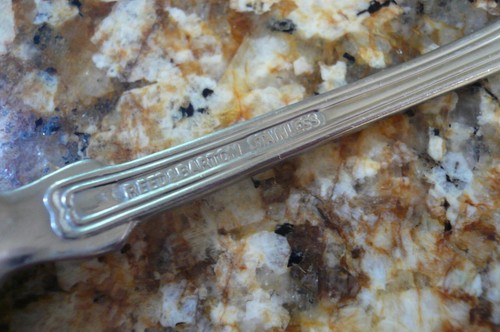 Reed & Barton Colonial Shell 4 Place Oval Soup Spoons 6 3/4" Stainless 1961 - Picture 3 of 3