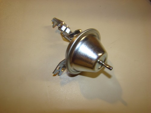 International Harvester Scout II & 800 New Distributor Vacuum Control - Advance - Picture 4 of 4