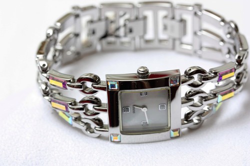 GUESS G10617L EDELSTAHL QUARZ DAMEN UHR - Bild 1 von 6