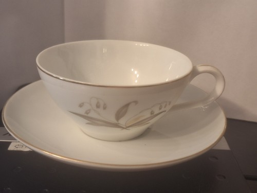 Lot of 4 Kaysons China Cup and Saucer Sets Golden Rhapsody - Picture 4 of 4